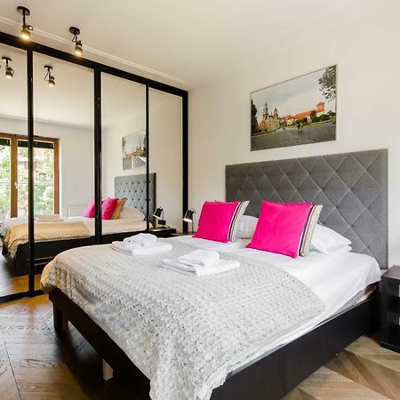 Central Kazimierz Apartment With Balcony Krakow Exterior photo